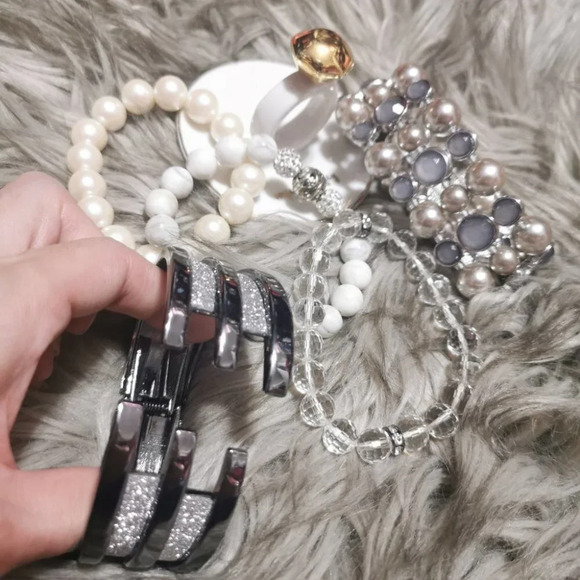 Set of Bracelets - Picture 6 of 6